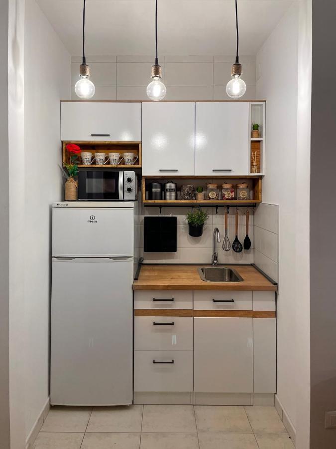 Studio Central Square Gospic Ngoại thất bức ảnh